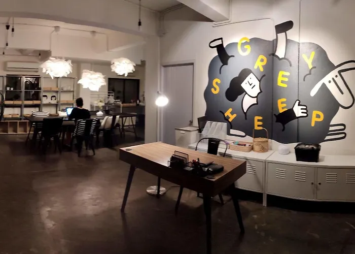 Grey Sheep Hostel *