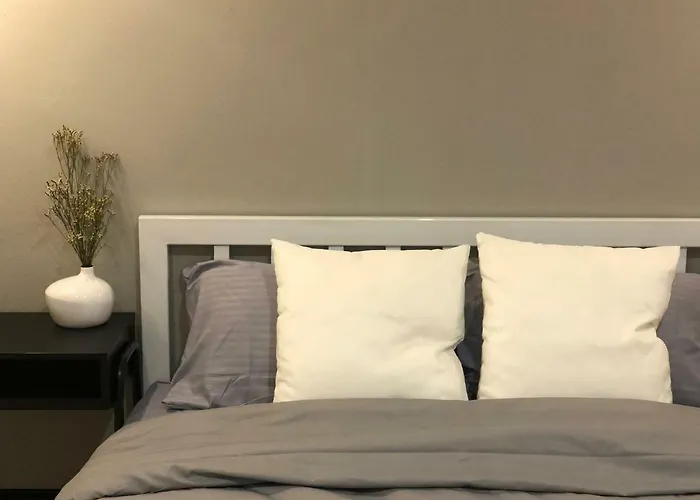 Grey Sheep Hostel *