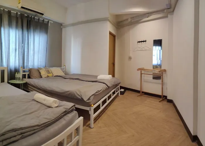 Hostel Grey Sheep *